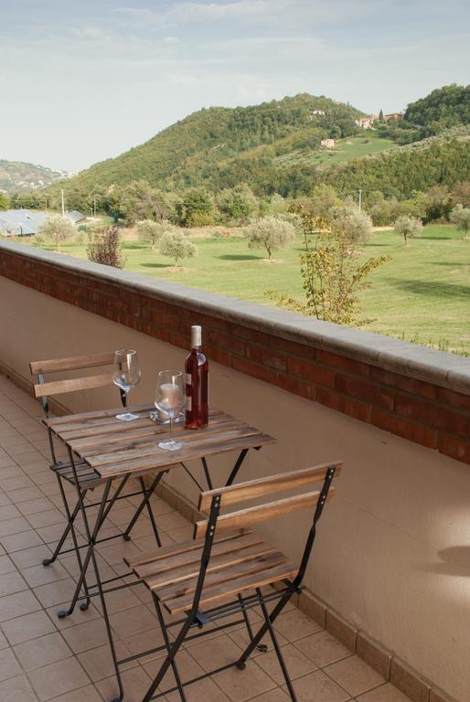 Casa Delfico Ristoro In Famiglia Vendégház Teramo Szoba fotó